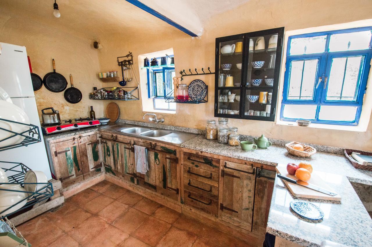 Beit Al Fannan Bed & Breakfast Tabaqat Fahl Exterior photo